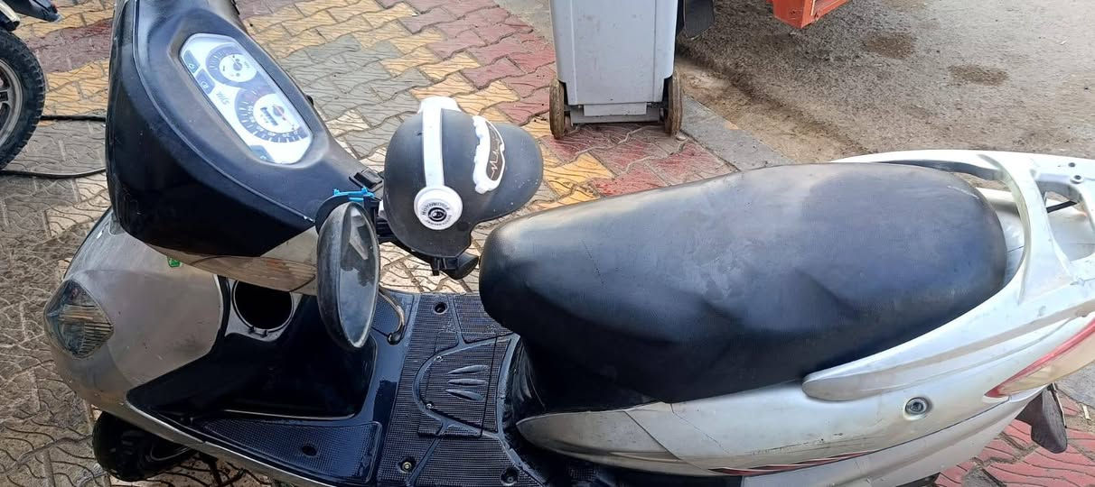 سلام عليكم دراجه البيع جديده مرقمه وكامله تحويل ثاني يوم  600 وبيها مجال
***********
