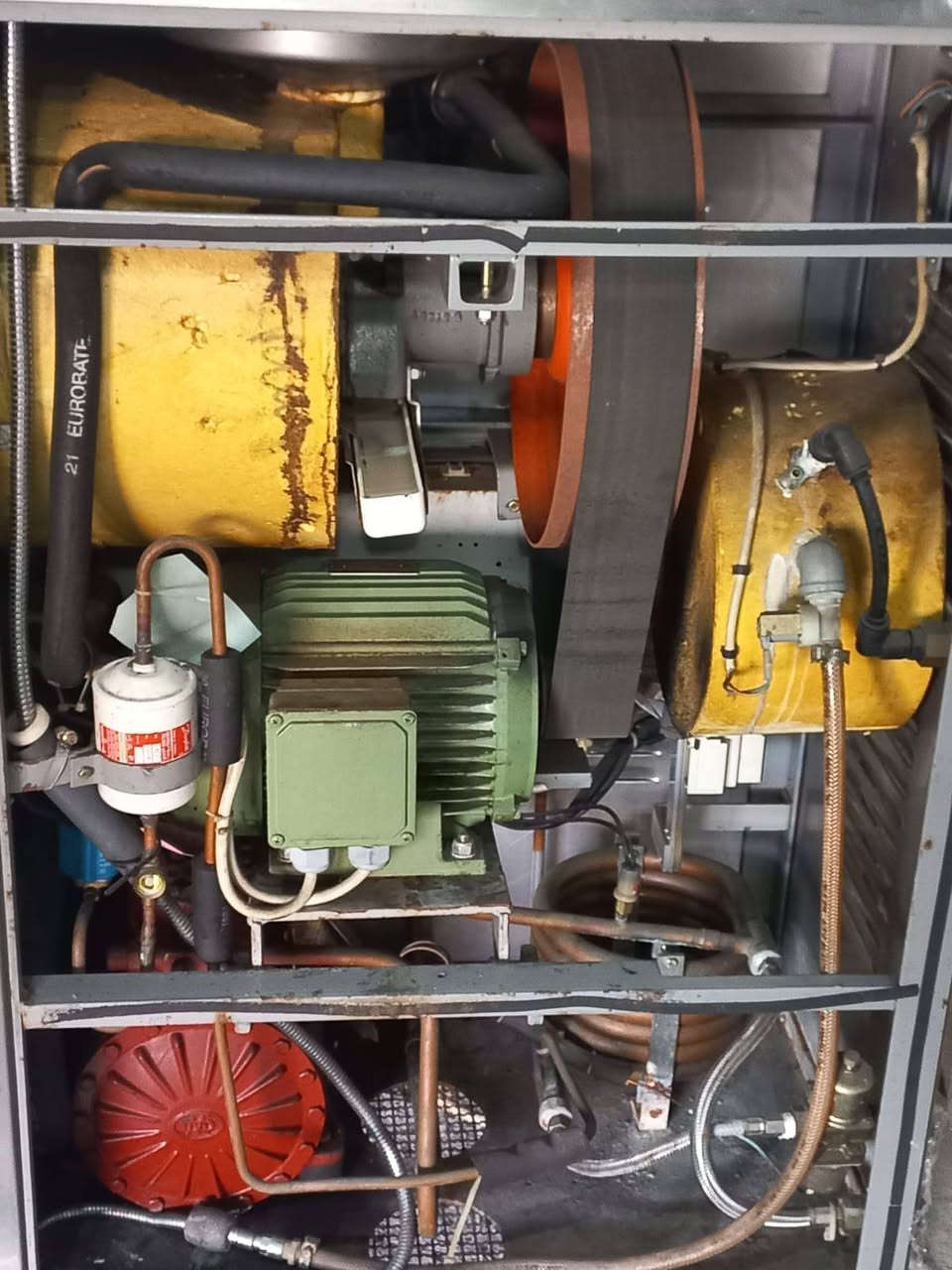 مكنه ايس كريم استيراد ايطالي
01026368600


**إذا كنت صاحب هذا الإعلان وتريد حذفه لأي سبب، رجاءا أرسل رسالة إلى الدعم الفني**