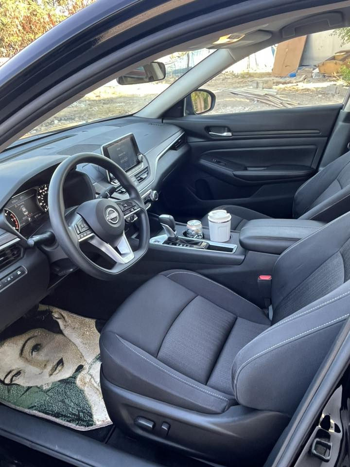 Nissan altima 2025 SV
نيسان التيما 2025 sv

محرك ٢.٥ 
٧ الف مايل ماشية زيروو 
بصمة و تشغيل عن بعد 
سيارة بجم كبس و خلفي كبس 
بيبان سكن صبغ و شبر بالدوسة فقط
ارباك بس كتف سكن طاك و راجعينا سيستم 
صورة الحادث موجود 
سيارة رقم كاتي وياها شهرين للترقيم 
سعرها خاص او اتصال على رقم

0772 720 9696
