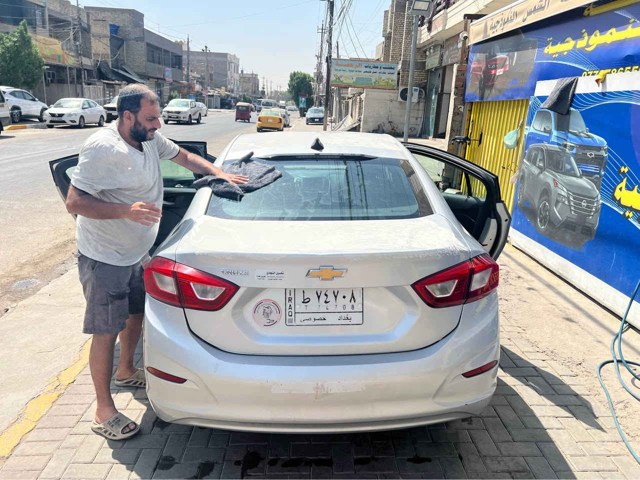 للبيع شفروليه كروز موديل 2019 – مستعجل
السيارة تعبانة وبيها أضرار خارجية
حاليًا واگفة وما تمشي
⚠️  عطل بالمحرك أو الگير 
البيع على وضعها الحالي بدون فحص
تنفع تصليح أو قطع عليها غرامة 850 الف تنزل من سعرها 
السعر مناسب وقابل للتفاوض 

📍المكان: بغداد الدورة
📞 للتواصل: *********** بغداد, العراق
