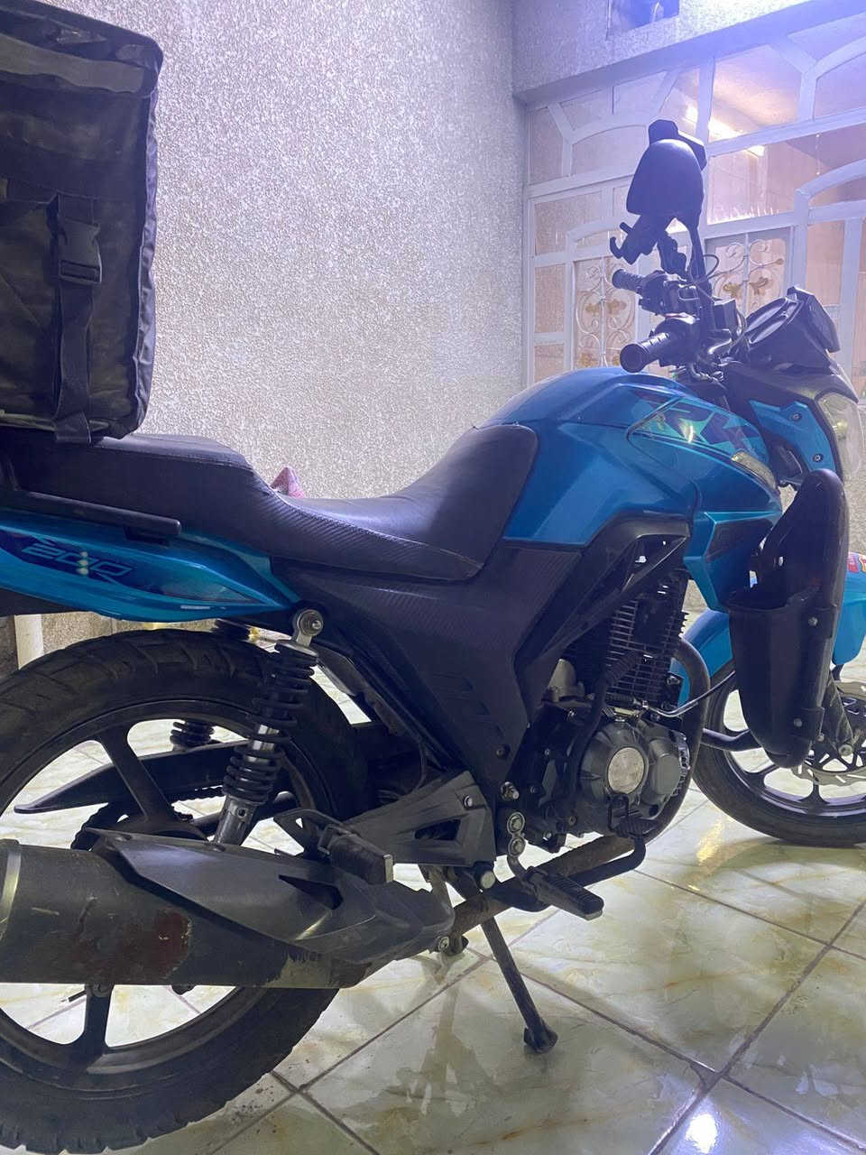 دراجة ار كي ٢٠٠
مكينة محافظ عليها كل اسبوعين ابدل دهن وصوته ناعم 
رقم اربيل وسنوية باسمي 
موديل ٢٠٢٤
المكان بغداد الغزالية 
***********
مليونين وربع
