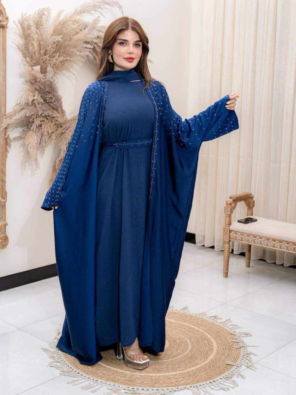 عباية امارتية 🥰
‏🪄الشغل ستراس حراري الأصلي 
✨الأقماش حرير أماراتي❤️
🎗️مڪون من4️⃣ قطع  
⤶عبايـة حرير أماراتي الأصلي💯
⤶فستان داخلي زوم الأصلي💯
⤶شال
⤶احزام

🎗️قياساتها:- تلبس من وزن 50 الى وزن 120  
🎨🎨 الألوان :- 
←أسود فضي
←أسود ذهبي
←أسود سادة
←نيلي
←زيتوني
←وردي
 

💸 السعر الحالي 50الف


**إذا كنت صاحب هذا الإعلان وتريد حذفه لأي سبب، رجاءا أرسل رسالة إلى الدعم الفني**