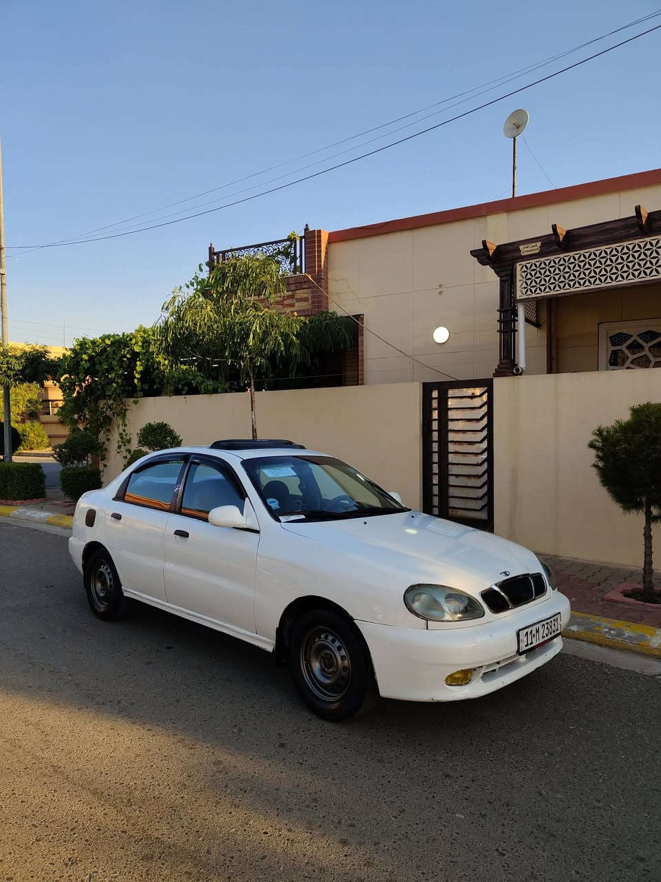 دايو لانوس موديل 96
محرك مفتوح 16

 كير اوتو  

كير ومحرك بل شرط

تبريد شغل ثلج

جام كهرباء 

شاشة ايباد

رقم بغداد دولي مشروع وطني 2029
بطاقة بنزين بيه 

سعره 40 بيه مجال 

مكانه بكركوك 

***********
