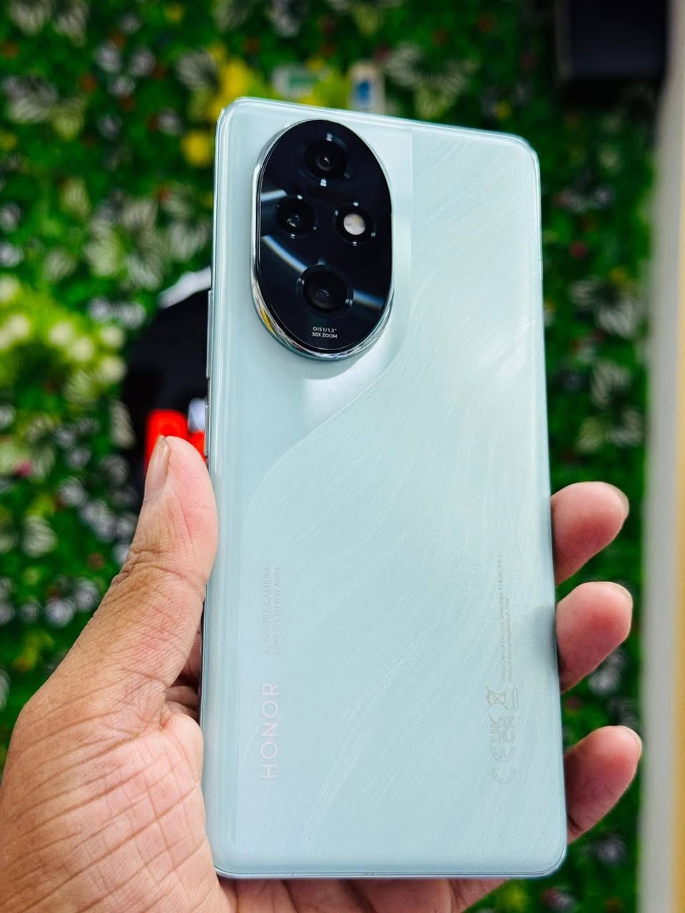 HONOR 200 PRO 5G 512G
استخدام قليل جداً شخطه صغيرة مابيها
ملك كامرات وسماعات الاستيريو 
ذاكرة 512g/رام 12+12
شاشه أمولد منحنية تردد 120 
معالج سناب دراگون 3 8s gen
شاحنة 100W
مع ملحقاته كامل مع خمس كفرات اصلية 
جهاز داخل ضمان ومكفولة من كل شي
مكاني كركوك لا يوجد توصيل
سعره قفل قفل 500الف
*********** watsapp
