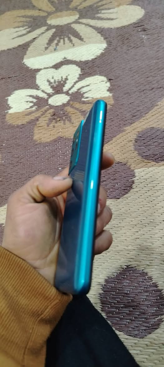 موبيل للبيع كوبي كله شمال السمر40 وبي مجال ***********
