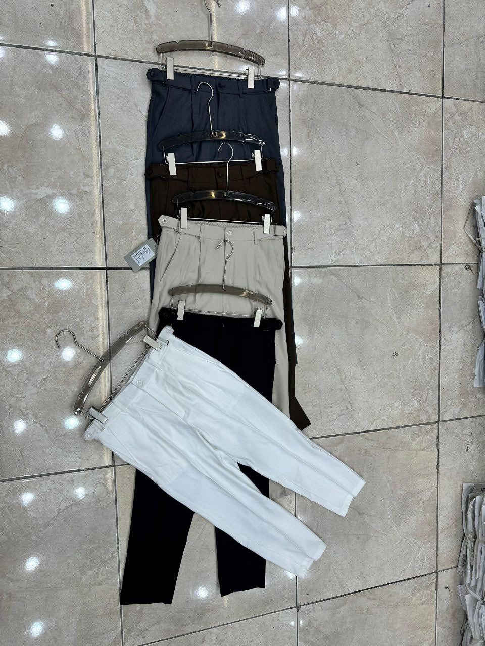 بنطرون صيني خامه درجه اولى 
القياس 
M/3xl
الشد 10قطع ب//116الف


**إذا كنت صاحب هذا الإعلان وتريد حذفه لأي سبب، رجاءا أرسل رسالة إلى الدعم الفني**