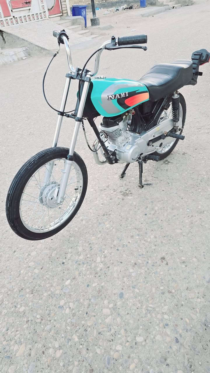 دراجه للبيع وراق مديل 17 وكيله سيد خلدون ***********
