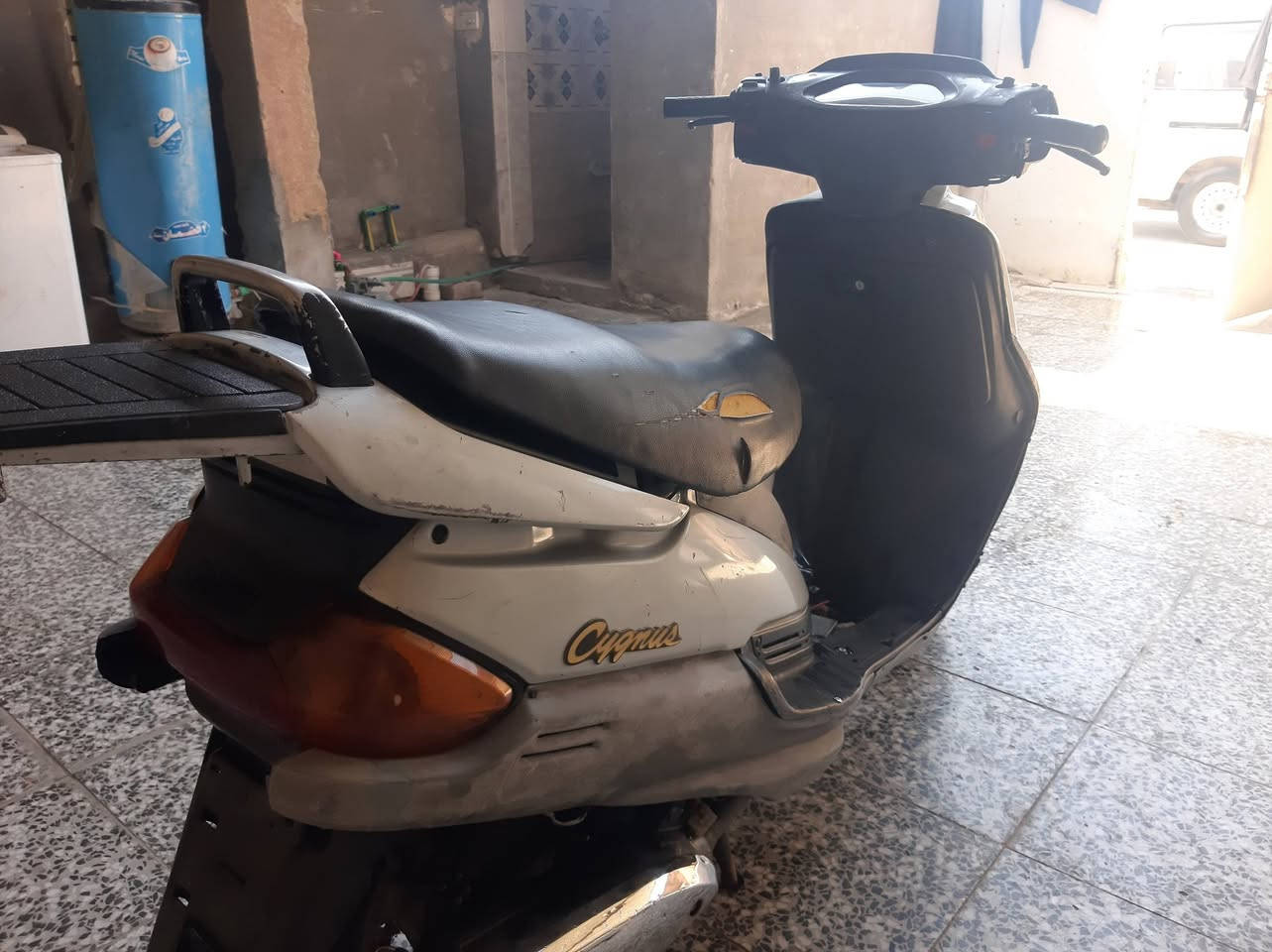 السلام عليكم دراجه ياباني ام البليته ٣ احرف دراجه نضيفه كهربئيات شغاله مكينه نضيفه بس اتخر بل تشغيل يراد فتح ولفات للستفسار *********** مكاني بغداد حسينيه
