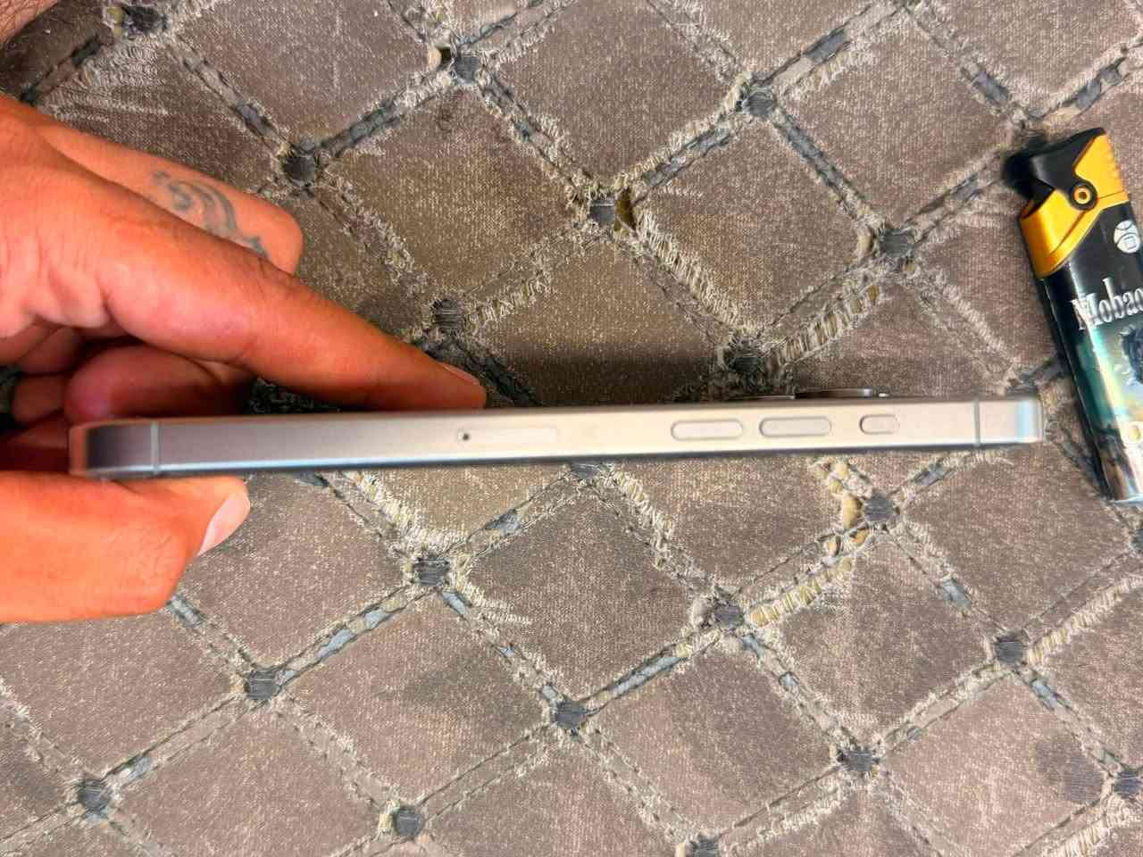 ايفون 15 برو ماكس ماستر ذاكره 256 بطاريه 84 كرتونته موجوده نضيف جداً سعر 975 مكاني بغداد الحريه***********
