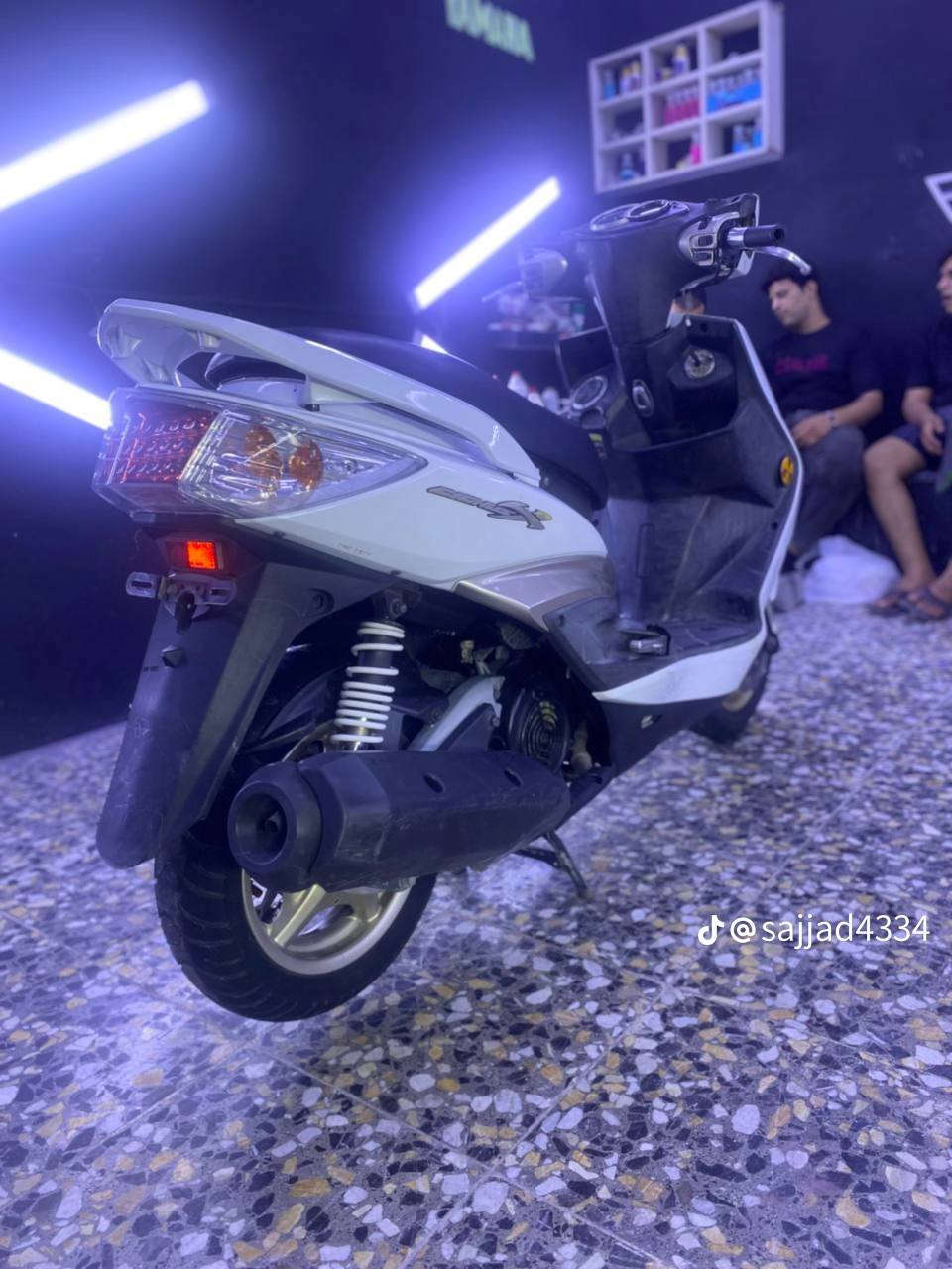 سلام عليكم شباب دراجه سكنس فحل نوزل كوري دراجه نضيفه مكفوله دراجه بيه كلجات رياضي سعرهن ١٨٠ مختمات شرط تايوان دراجه حلوه نضيفه سعر ٨٥٠ وبيه مجال للشراي فقط رقمي ***********
