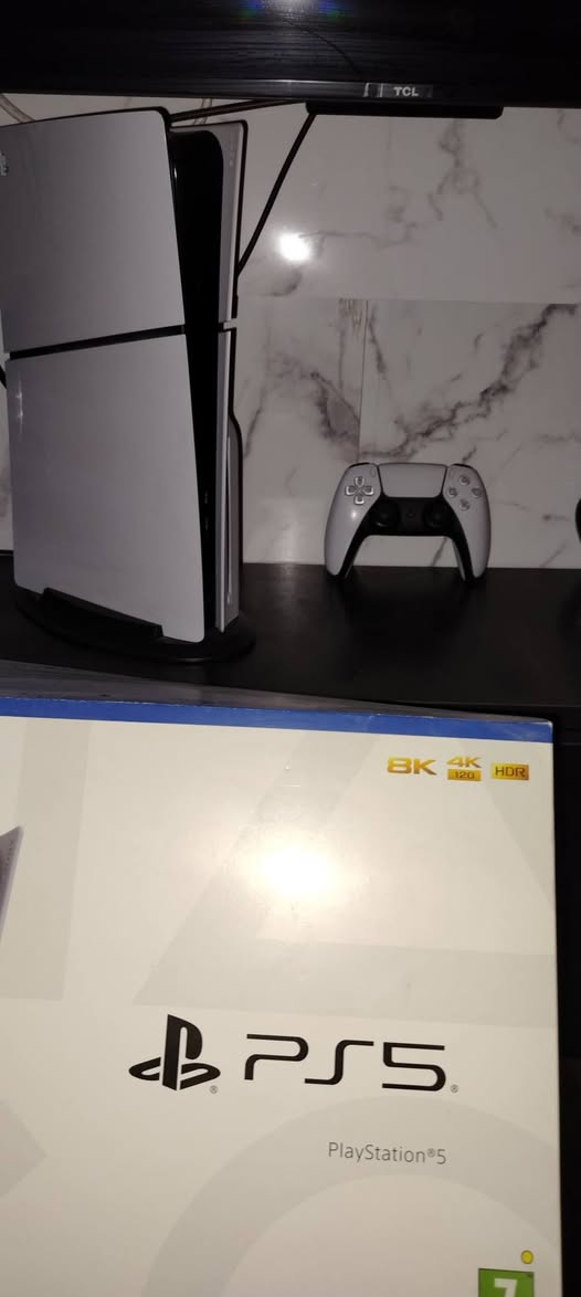 بلي 5 سلم نظيف استعمال قليل + قاعدة وجوستك واحد ب 675 الف وبي مجال
للعلم الجديد ب 780
للتواصل واتس اب ***********
