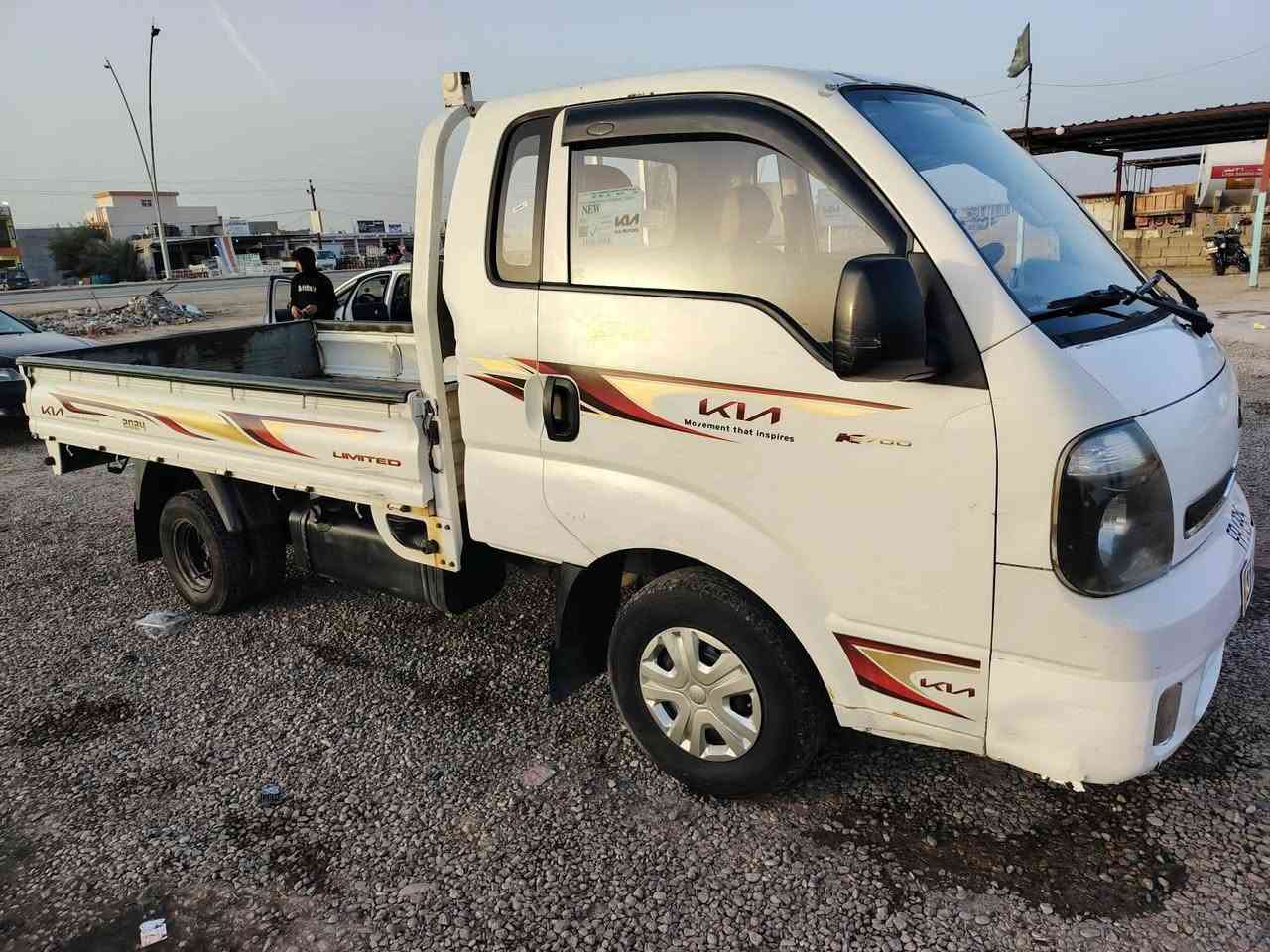 ٢٠١٧ بغداد بدون صبغ كله جاهزه بس تايرات اماميه تحتاج ***********
