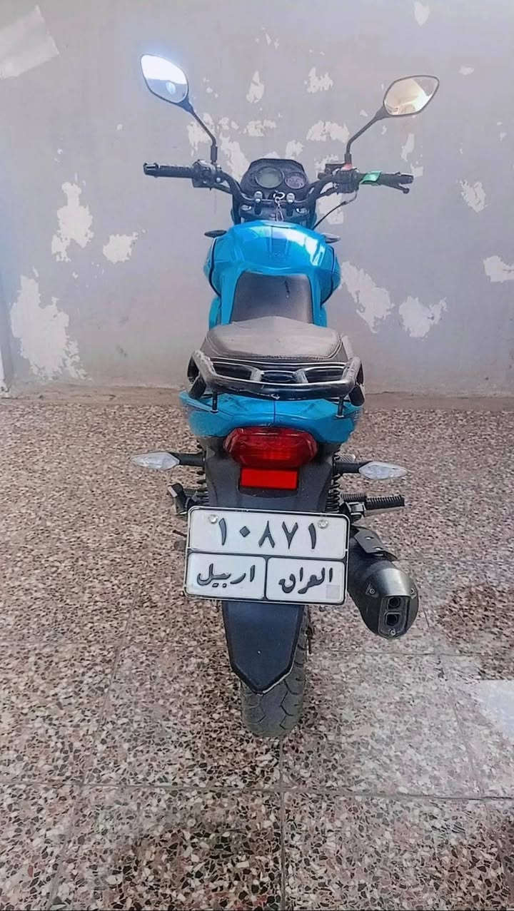 للبيع دراجة RK
حجم 200cc //
 موديل 2024
 ماشية( 28.000 )
لسعر  2.300 وبيها مجال
***********
العنوان بغداد البلديات
