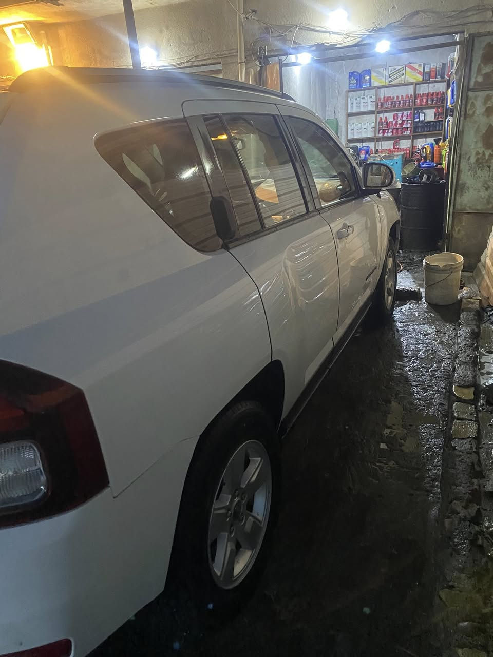 بيع مستعجل ، سيارة جيب كومباس 2017 ضربتها جانبية باب ومدگر ، 

ب اسمي سنوية 29 ، السعر 110  ، السيارة الله شاهد نظيفة واستخدام شخصي بس محتاج وارد ابيعها ، غير ال110 لا تخابرني ولا تواعدني 

0788 254 4388
