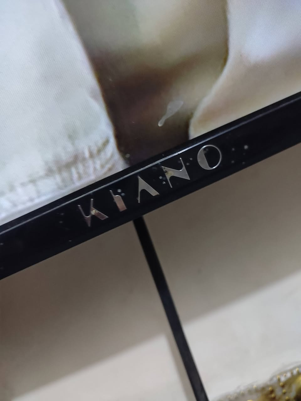 شاشه حجم 50. سلم بدون إطار. انترنت. اسمها كيانو باله اصنع صيني في بولندا شغاله بدون اي خلل أو تصليح على وضع الشركه صورتها جدا حلوه السعر 250. مكان بغداد كياره


**إذا كنت صاحب هذا الإعلان وتريد حذفه لأي سبب، رجاءا أرسل رسالة إلى الدعم الفني**