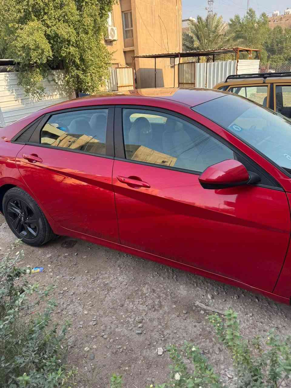 السلام عليكم 
النترا موديل 2022 وارد امريكي كلين تايتل حادثها فقط الدعاميه الامامي بدون ايرباك ليبل واحد مكفوله من الصبغ ومن التبديل 
رقم بغداد باسمي 
محرك 2.0 كير At محور بلادي 
مواصفات نص 
بصمه 
مانع انزلاق 
شاشة 
كامره 
رادار جانبي 
رايدها ب ١٤٨$ ورقة وبيها مجال مكاني بغداد الزعفرانية 
رقمي *********** بغداد, العراق
