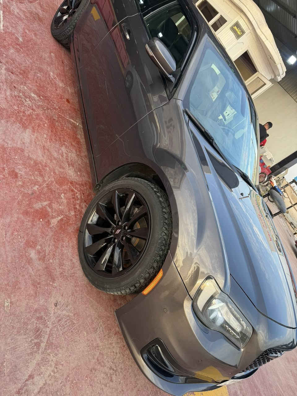 🪬 اوباما 2021  S امريكي رقم بغداد دولي جديد 🪬
سياره حادثه موضح بل صوره جاملغ مبدل بلادي نفس لون وحافه الباب صبغ بدون كلير 

المسافة المقطوعة 71 mi فقط وضع الوكالة

حجم المحرك 3600

مواصفات السيارة:-
*بانوراما
* نقطة عمياء . 
* حساسات امامية . 
* مصابيح امامية زنون مع  بلوجكترLED . 
* ويل قياس 20 أنج . 
* حساسات خلفية .  . 
* شاشه كبيرة مع نظام ملاحة نفكيشن GPS .
* سستم صوت كامل مع دمام خلفي 
* كراسي جلد طبيعي شعار S
* مقاعد أمامية كهربائية عدد 2 .  . 
* مقاعد أمامية تبريد وتدفئة . 
* مقاعد خلفية تدفئة . 
* تشغيل عن بعد .  . 
* تدفئة ستيرن . 
* محدد سرعة .  . 
* كاميرا خلفية دوارة.
* مرايا رادار مع ترحيب متحسسة للاضاءة  
* دخول ذكي (بصمة) .

(السيارة رقم بغداد دولي الجديد)

مكان السيارة بغداد 
سعر 280 وبيها مجال
📞 ***********
