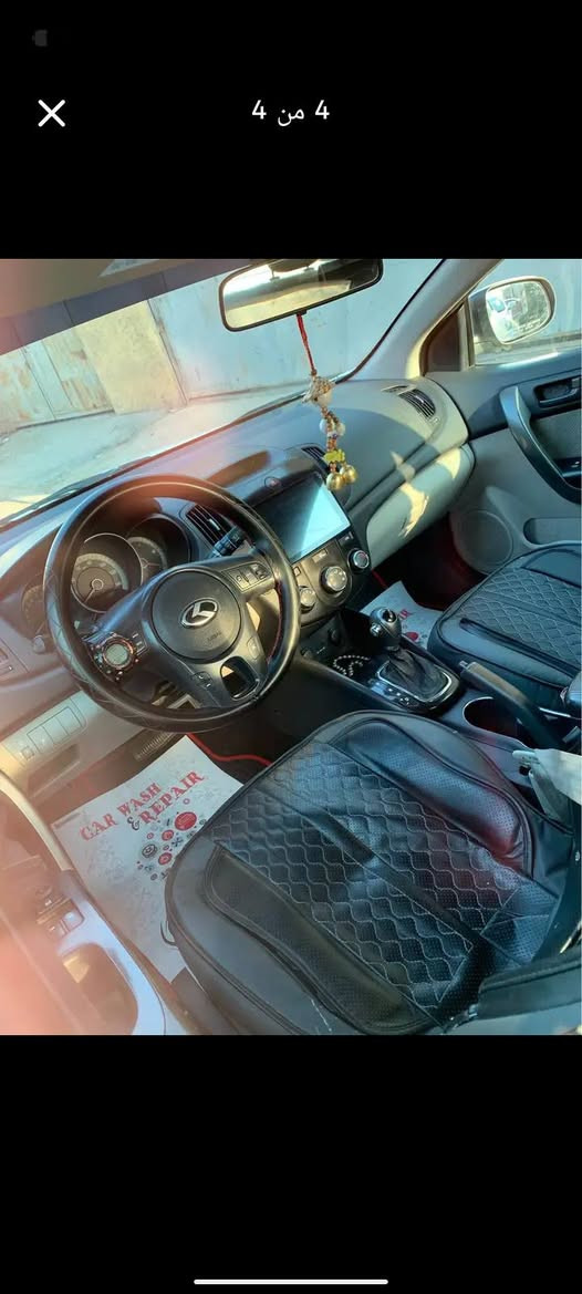 السلام عليكم للبيع فقط بدون مراوس 
كيا فورتي كوبي 2012 وارد امريكي 
سياره فول 
مكينه 2400
كير 6نمر /كير اوتوماتيك 
كير مكينه تبريد صدر تخم تاير جديد 
نقصها دبلات اماميه فقط 
بيها ضربه خلفيه مبدل قبق جنطه 
بيها رشات صبغ ابيع حزام  (قماره بلاديه)
باسمي ارقام انكليزي هزه جديده 
السعر 78بيها مجال حك الجيه 
مكاني بغداد الجديده 
للاستفسار الاتصال ***********
(ملاحظه) كاتب كل تفاصيل السياره سونار ماعندي أقره التفاصيل وقتنع واني حاضر
