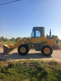 شفل كوماتسو البيع حجم 80 رقم بغداد بسمي تبريد تتفيه 07734266245