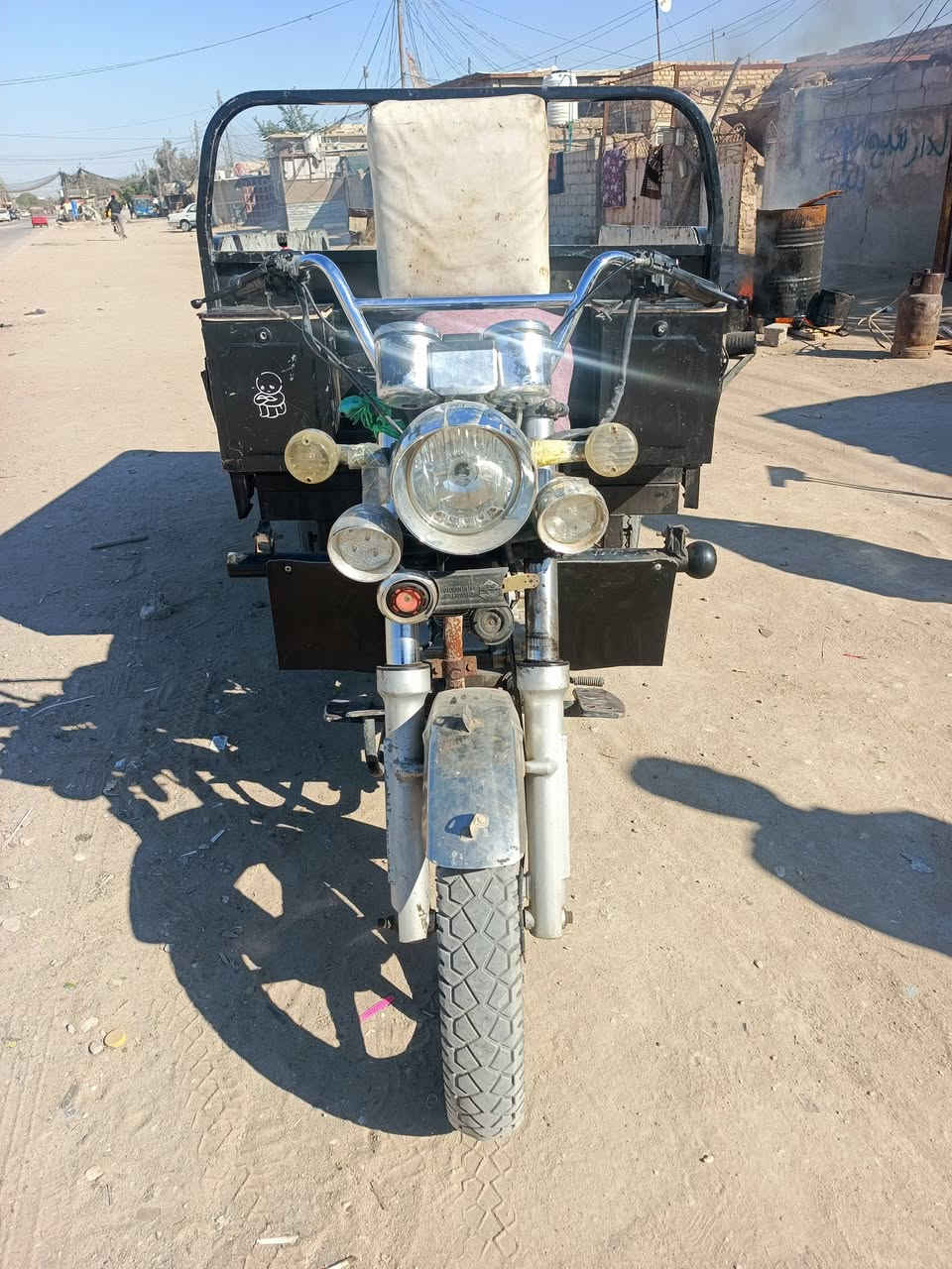 السلام عليكم ستوته للبيع اوراق موديل 23 السعر 2 و 100 وبيها مجال كربلاء حي الغدير ***********
