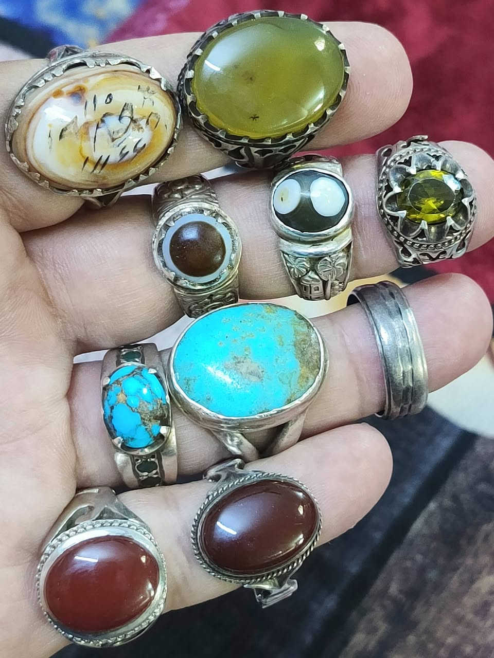 350 الف..شلعة..مفرد ..كلمن وسعرة رقم البيج للتواصل ***********
