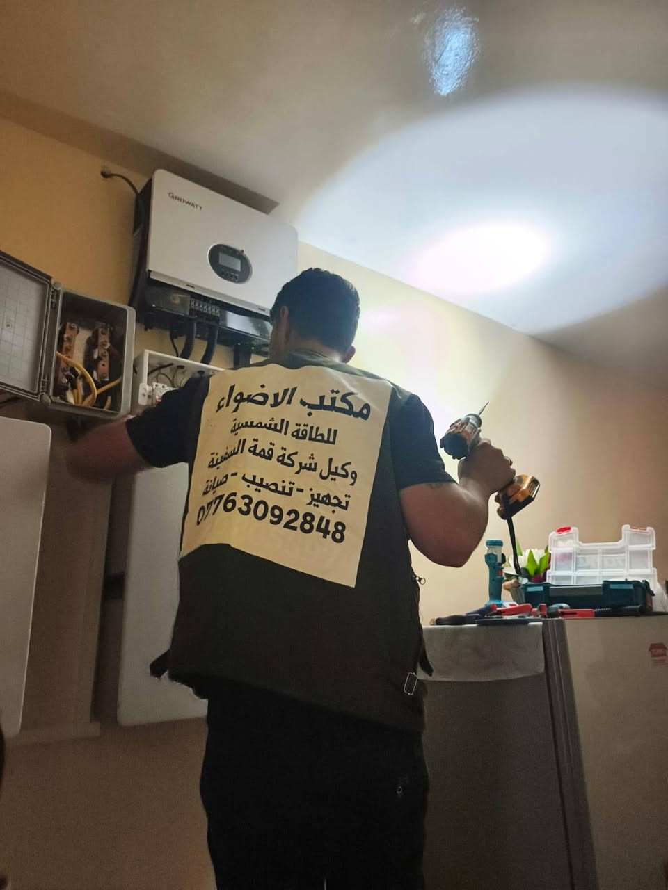 📖بسم الله الرحمن الرحيم📖
‏شركة القمة المتجددة
التاريخ 2026/5/15
🏳️تم بحمد الله وعونه تنصيب منظومة طاقة شمسية🏳️ 
‏محافظة ‏صلاح الدين قضاء طوز  
   📍قريه جرداغلي 

الاخ سيد عبدالامير كاظم ☑️  
‏

🔋مواصفات المنظومة🔋

🌞 قدرة نهارية:( 10 ) أمبير

🌙 قدرة ليلية:( 10 )أمبير

☀️( عدد ألواح 5 ) ايكو  – 645  واط 
ضمان 15 سنه 
 
🔋 بطاريات ليثيوم  – سعة (  10 k 
 – ضمان 5  سنوات استبدال
⚡️انفرتر كروت   K6   
🔥 لمعرفة السعر اكتب تم ويوصلك السعر على الخاص 

🔒 ضمان استبدال حقيقي وليس صيانة

🚚 عقود رسمية موثقة من الشركة

ضمان  حقيقي استبدال وكهرباء طول اليوم 

🔷للاستفسار اكثر الاتصال👇
مكتب
***********
مبيعات 
***********
وللمزيد من المعلومات زورنا شركة القمة الواقع في طوز/ امام أحمد ع قرب مركت عمو طلعت
 – ثقة، خبرة، واستمرارية

