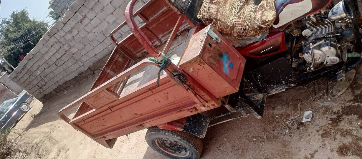 سلام عليكم  ستوته موديل 2017وراق ستوته كدامكن 850وبيه مجال قليل واهثه رقمي***********
