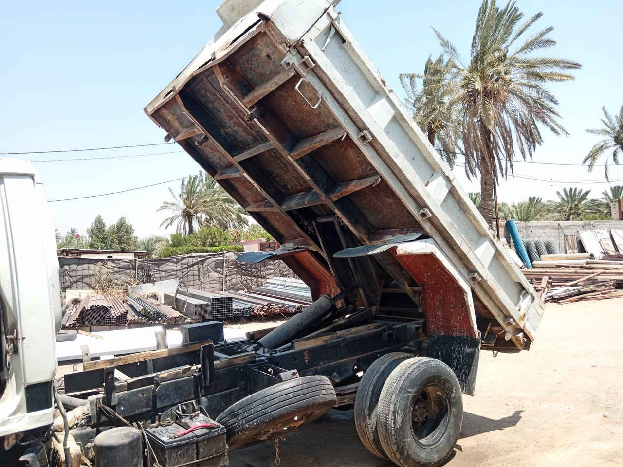 ازوزه قلاب للبيع موديل ٩٢ رقم نجف ابسمي يرادلهه ترتيب للاستفسار على الرقم ***********
