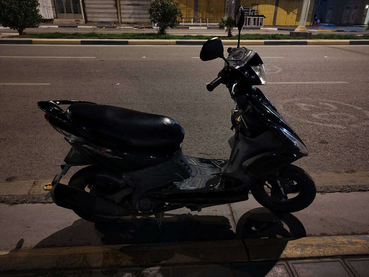 السلام عليكم
دراجه نوع ثعلب اسود الون 
مكفول مكينه او شاصي اوكفرات ابلادي دراجه رمبه حاويه طالعه حاويه بشهر 2025/11 
مكاني كربلاء سيف سعد 
السعر خاص


**إذا كنت صاحب هذا الإعلان وتريد حذفه لأي سبب، رجاءا أرسل رسالة إلى الدعم الفني**