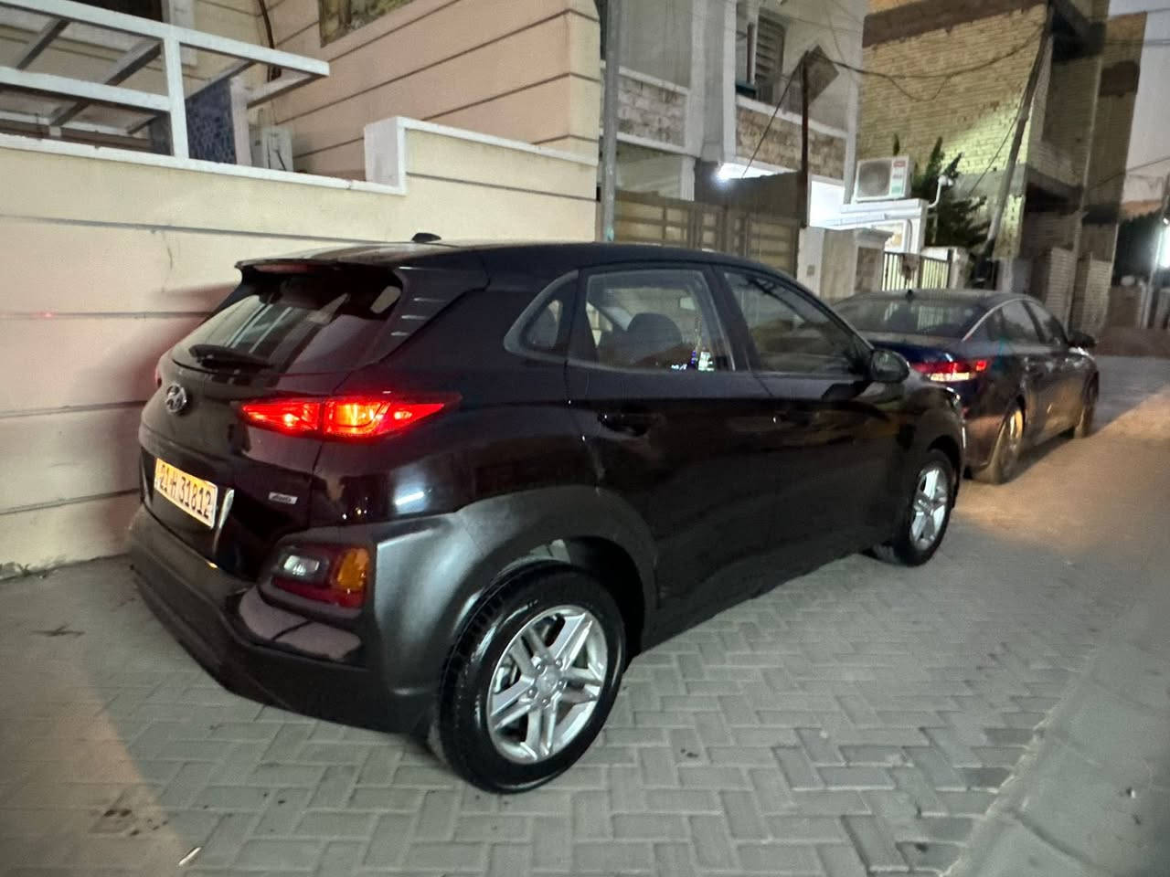 سلام عليكم للبيع هونداي كوناً نظيفة جداً موديل 2021السياره  بدون ضرر تقريرها كلين تايتل بس دعاميه اماميه فقط والسونار بل منشور واضح محرك كير حداديه كلها تمام بدون نقص داخل مغلف للحفاظ عليها لدامامي ويلكب تقفيل مركزي كير اوتو شاشه كامرا خلفيه تحكم مقود ردار امامي خلفي تحديد مسار ماشيه 32ميل رقم إنكليزي سليمانيه بااسمنه تحويل مباشر حجم المحرك 2,000 دوش وكيرATM السعر 138$وبيها مجال حك الجيه شي بسيط للأستفسار الاتصال على الرقم ***********
