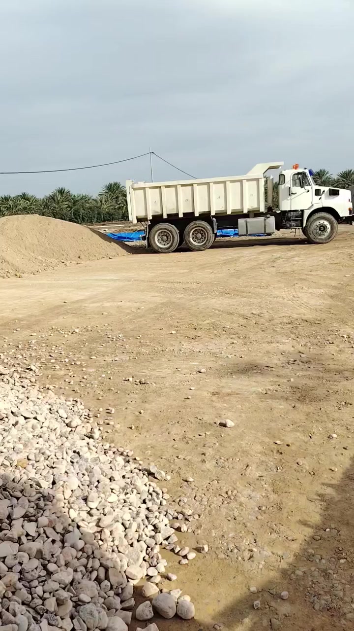 للبيع فالفو مكينه 21 كير 3*3 مكفول مجموعه 14 رقم أربيل سياره جاهزه لشغل الاستفسار اتصل ***********
