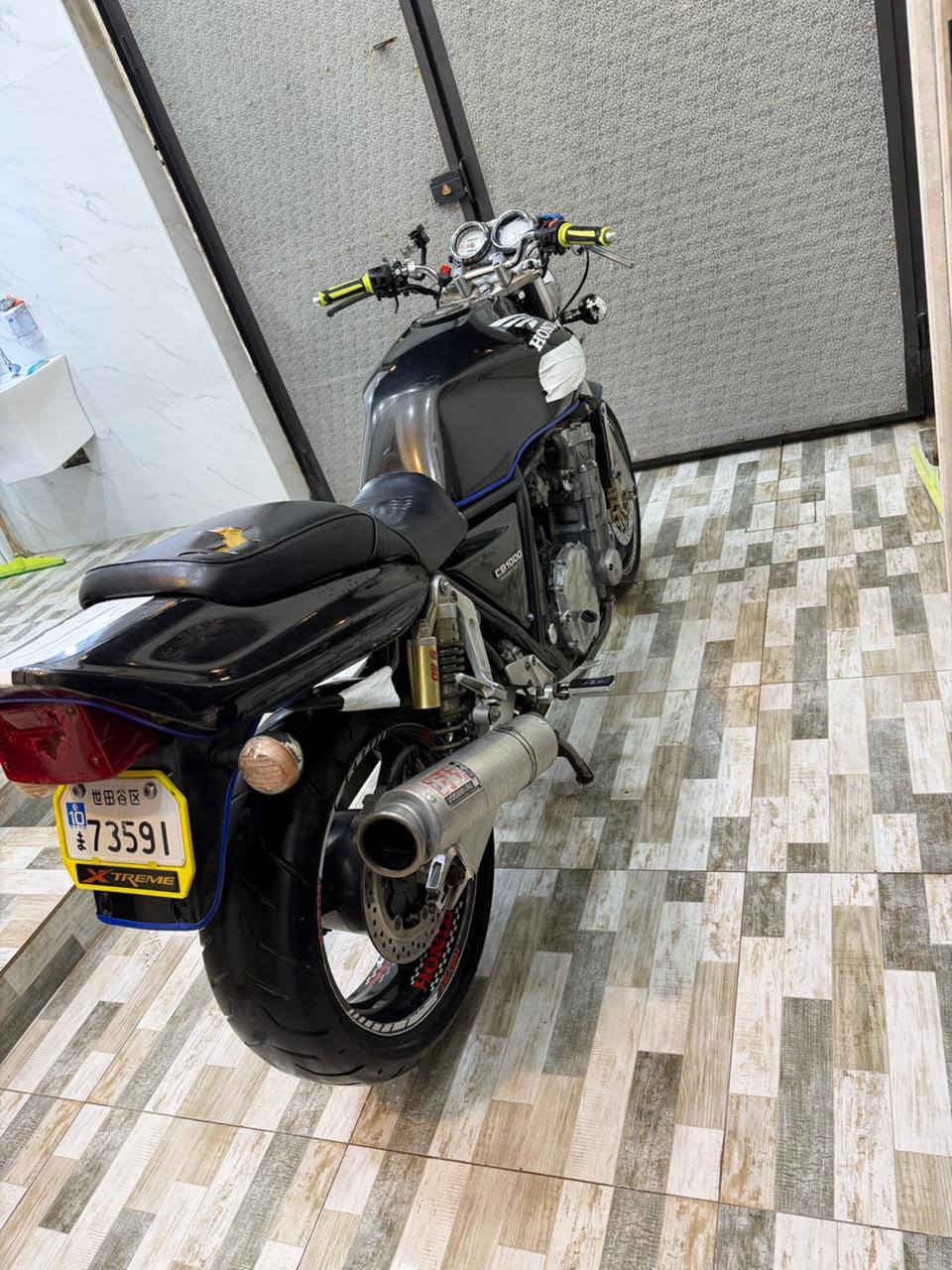 للبيع سبي فور محرك 1000 شرط ما مفتوح ولا بي شي  سعره 10 ورقه رقم وتساب ***********
