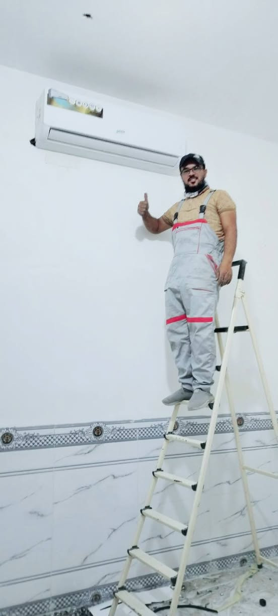 مستعدون لنصب وتنظيف وصيانه السبالت والمكيفات الشباك والشحن بطريقة الوزن الصحيحة 100/100
ماعليك سوئ الاتصال ع الرقم ***********
