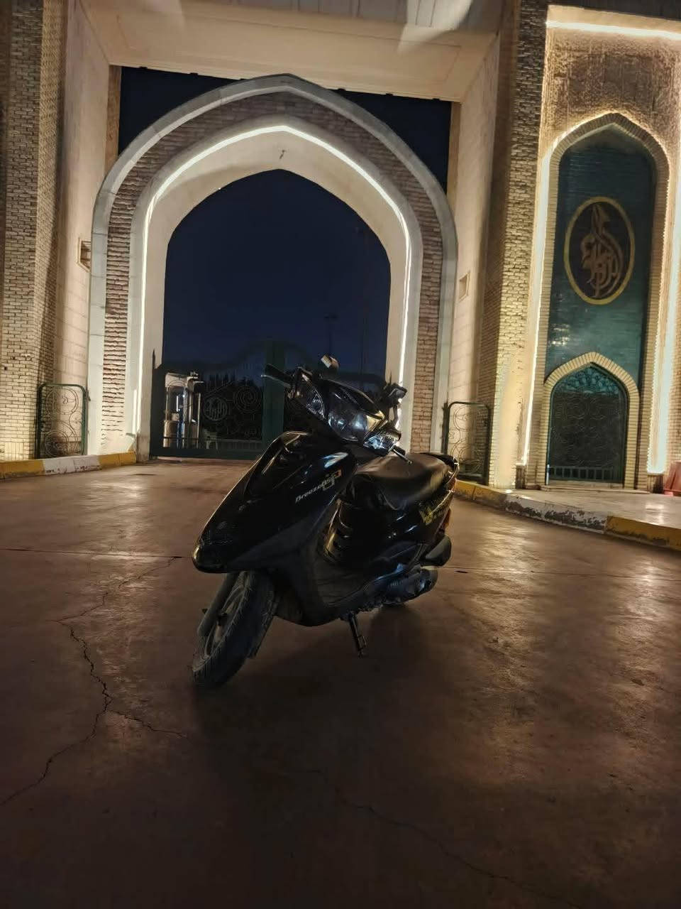 السلام عليكم دراجه بريس للبيع بغداد الغزاليه شارع 60 ***********
