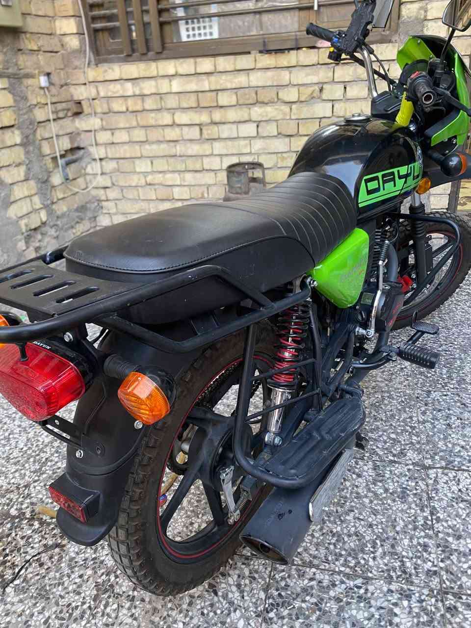 🏍️ دراجة دايوان 2025 - نظيفة جداً
📍 الموقع: أربيل
📏 الماشي: 10,000 كم فقط
🗓️ العمر: 5 أشهر من التسجيل
✅ الأوراق كاملة وسليمة
✅ التحويل يصير بيوم واحد
✅ حالة ممتازة، مافيها أي مشكلة
هدايا مع الدراجة:
🔗 زنجيرين (اثنين)
🔒 دسك واحد
🛵 ستاند دليفري
💰 السعر: 2,800,000 دينار (خير من الله)
📲 للتواصل: ***********
