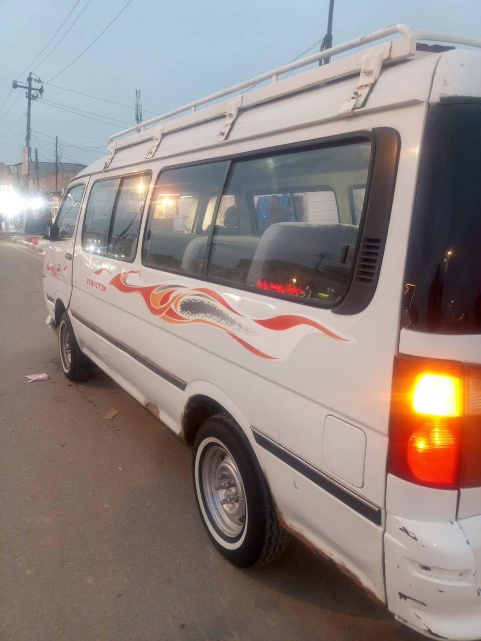 سياره فتون للبيع 2014 رقم نجف الماني السعر 40 للاتصال على الرقم ***********
