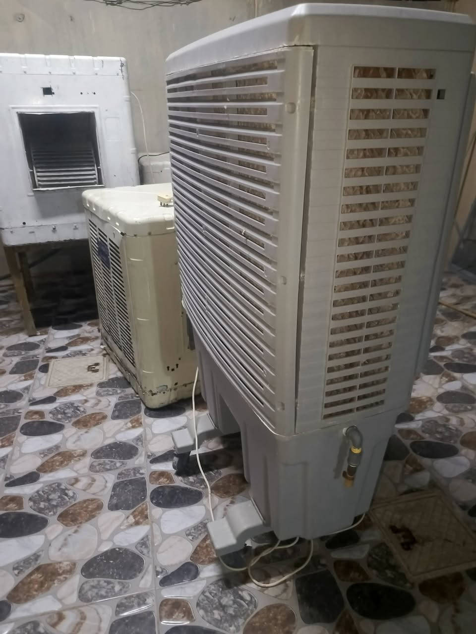 سلام عليكم
كونفيره اخو جديد مستخدم قليل 

خانقين جبراوه سعر خاص او ***********
