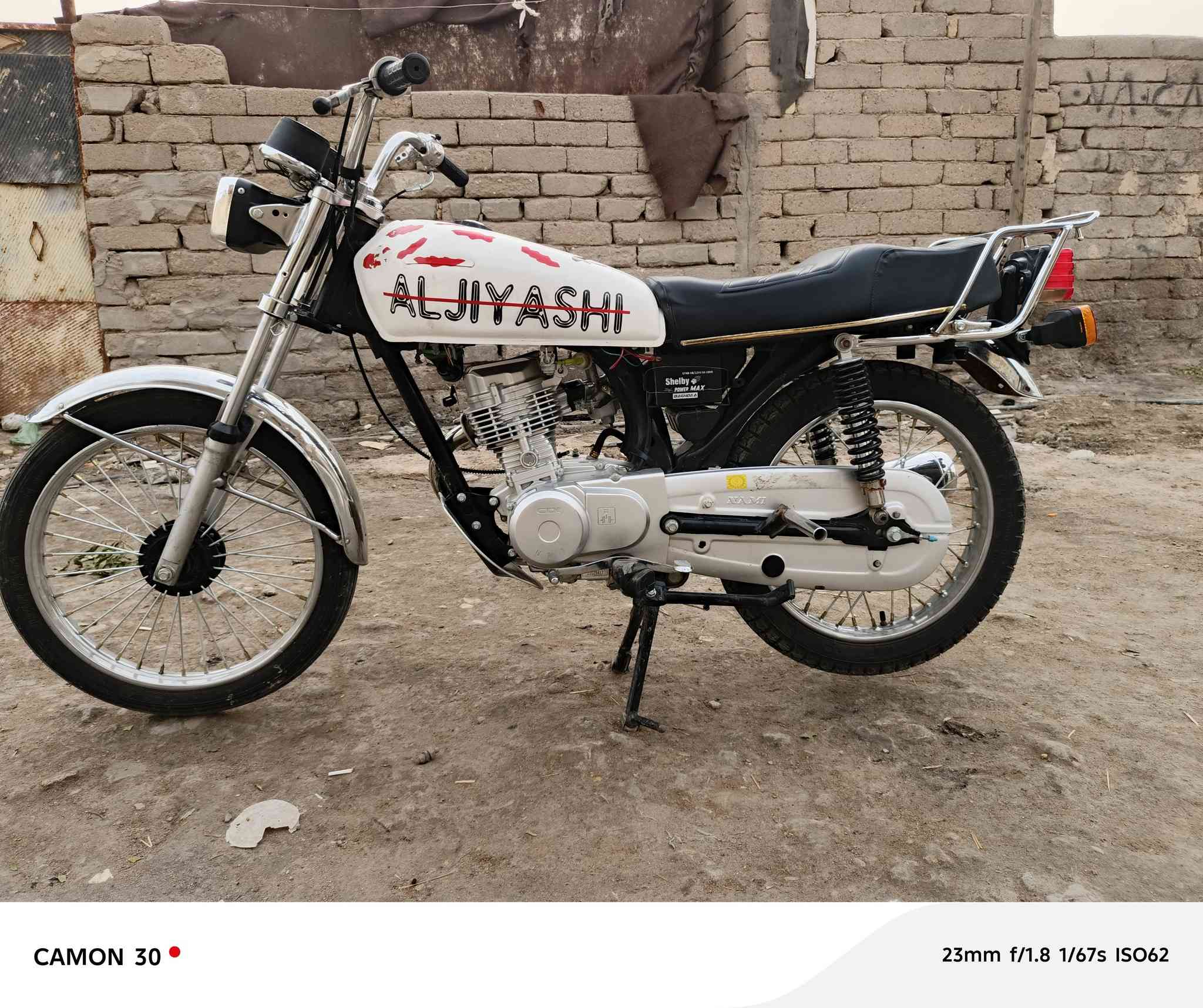 دراجه نامه اوراق تعمير قبل شهر يعني ٢٦ أول امس أول تبديل دهن دراجه انضف من الصور مكينه شلامجه كامله لايت اشاير عدادات جوزه وباتري شاصي بارت 2020 أصولي جاهز للترقيم دراجه كامله مكمله بس تصعده السعر ٨٢٥ وبيه مجال قليل كلش هذا رقمي للشراي *********** مكاني ناصرية شارع 30
