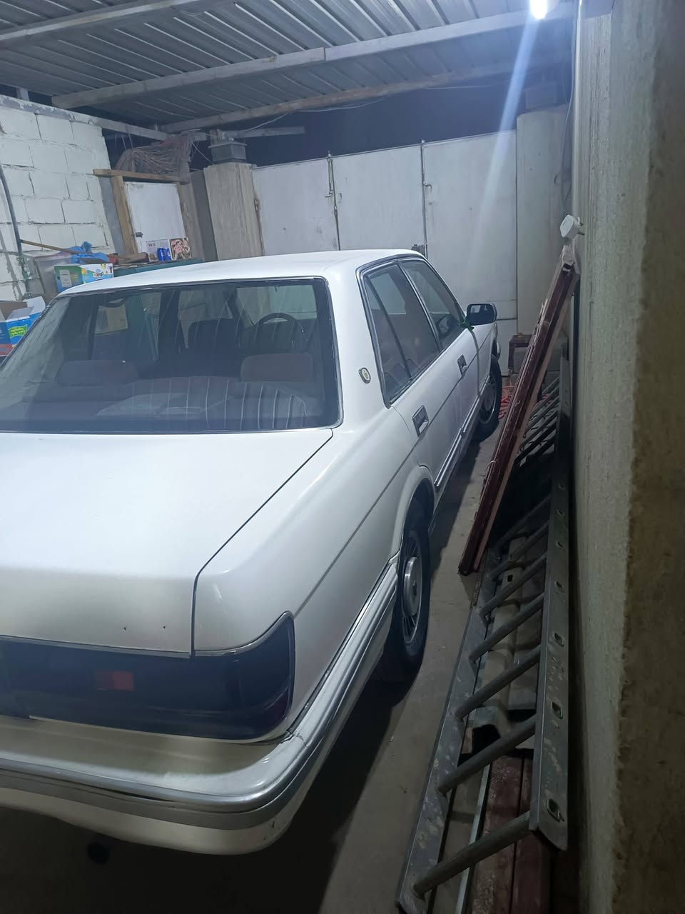 سيدان مديل 1990
مرشوشه جماليه
الرقم بغداد 
عنوان البصره 
سعر70
الاتصال ***********
