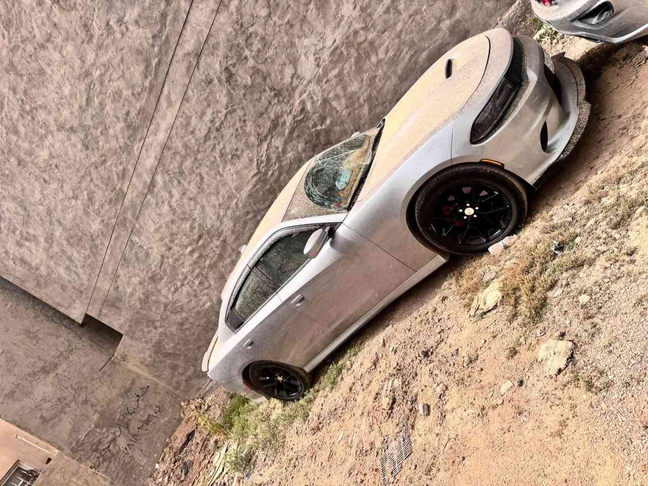 دوج جارجر موديل 16 لون سلفر
السياره جاهزه من كلشي وخير من الله
رقمها مثنى مشروع وطني وين ماتريد تتحول
سياره مكانها بغداد المعامل العماري
حادثها تبديل جاملغ وبنيد واشويه تعديل بل فخذه الايمن لان ضربتها هنا بلعراق سونار موجود بل صور
وبيها بارد مكان جاملغ الايسر والجاملغ الخلفي الايسر كذالك وهاذا سونارها موجود بل منشور
اسعر 163 وبيها مجال حك الجيه
رقم الهاتف ***********
