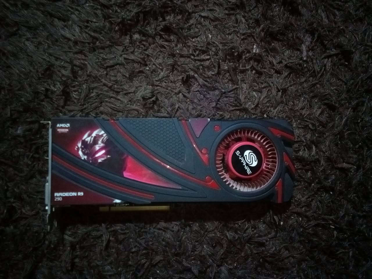 السلام عليكم اخوان عندي هذا الكارت رايده مراوس ويه كرت rx580 او انطي فرق


**إذا كنت صاحب هذا الإعلان وتريد حذفه لأي سبب، رجاءا أرسل رسالة إلى الدعم الفني**