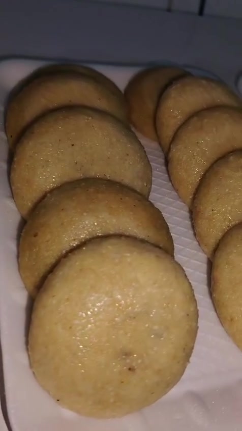 حبايبي اني اشتغل بالبيت تجهيزات غذائيه..كل انواع الاكلات والحلويات والمعجنات توصل على خاص أمانة الله كلمن تجي عينه عالمنشور يرفعه بكلمة ياالله..


**إذا كنت صاحب هذا الإعلان وتريد حذفه لأي سبب، رجاءا أرسل رسالة إلى الدعم الفني**