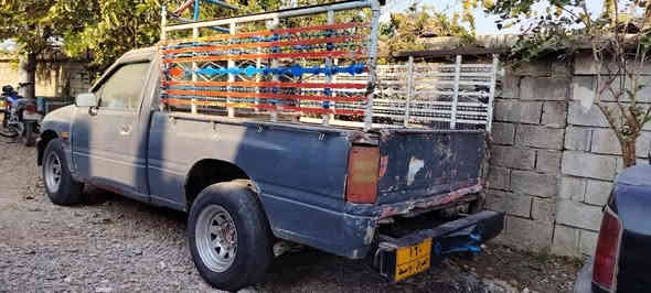 🌹بەناوی خوای گەورەو میهرەبان🌹
پیکاب ئاسوزو چوار قولاپ مۆدیل 1990 ئاڕمی پلاستیکی دهۆک بەشەرتی سەیتەرە مەفرەزە دایرەی مرور مەکینەی دێری بۆ بەستراوە ماشاءاللە زۆۆر بەقوەتە  ئاڕم و ئەوەلیات و موسو وەرگەڕاو براوەی بەشەرتە...
شوێن...شارەزوور 
نرخ...قوفڵی 14 گەڵایە
ژ.م...***********
*********** السليمانية
