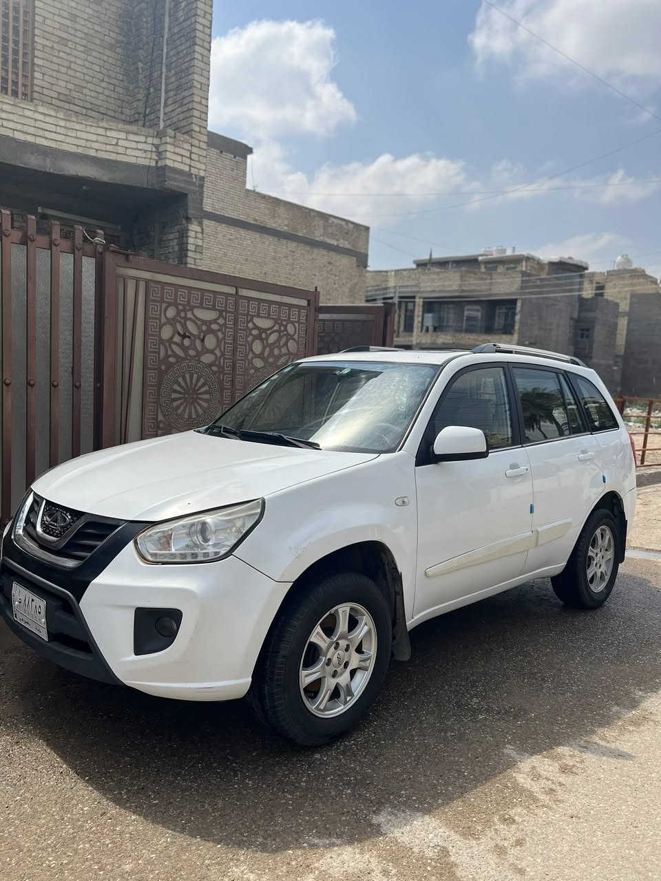 السلام عليكم
شيري تيكو 2014 كير ميكانيكي المرغوب رقم بغداد بأسمي السيارة بدون صبغ بيها شوية بارد السيارة ماشية 89 الف حقيقي السيارة نظيفة واستخدام يومي تشغل وتطلع مكاني الزعفرانية السعر 72
 ***********
