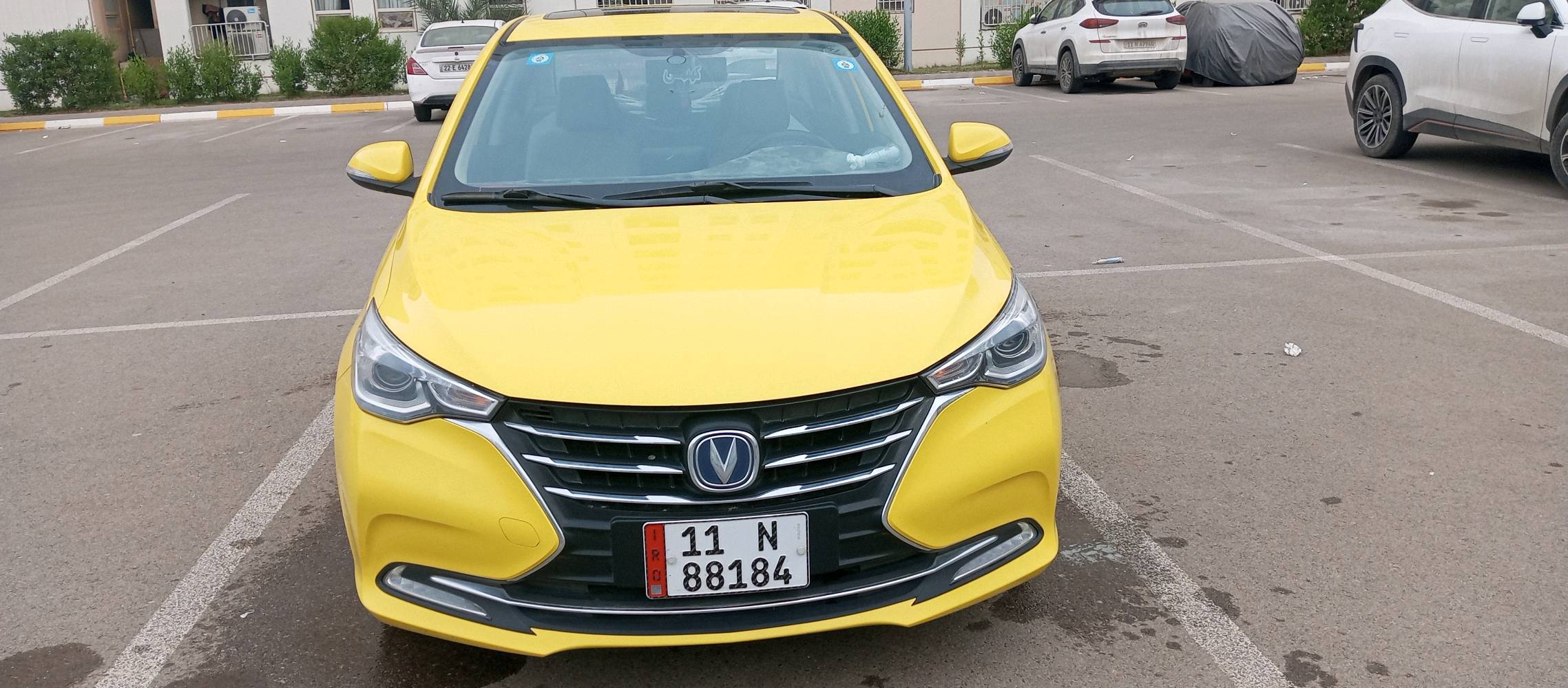 شانجان Lسفن 24 تكسي غاز بنزين سياره حره سياره خيره من الله مكان بغداد بسمايه وسعرها 105 وبيها مجال سيارة مقفوله ماشيه 77