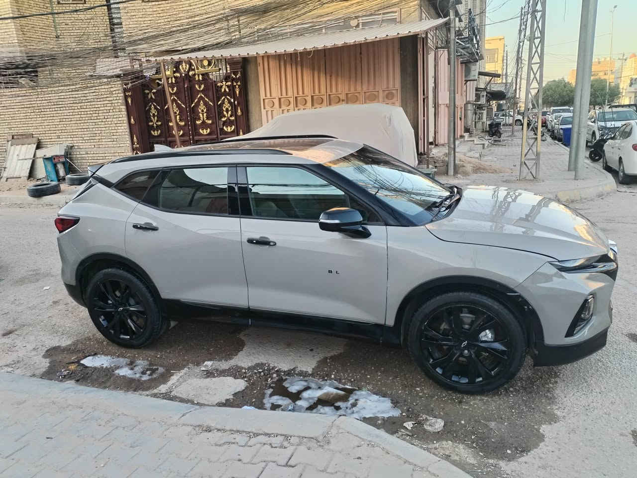 االسلام عليكم بلايزر مديل 21 RS فول مواصفات سته سلندر رقم اربيل بيه خمس قطع صبغ بدون شوصي وتكم ابيع حزام ماشيه ٤٢ مكاني كربلاء السعر ١٥٠ وبيه مجال *********** أو مراوس
