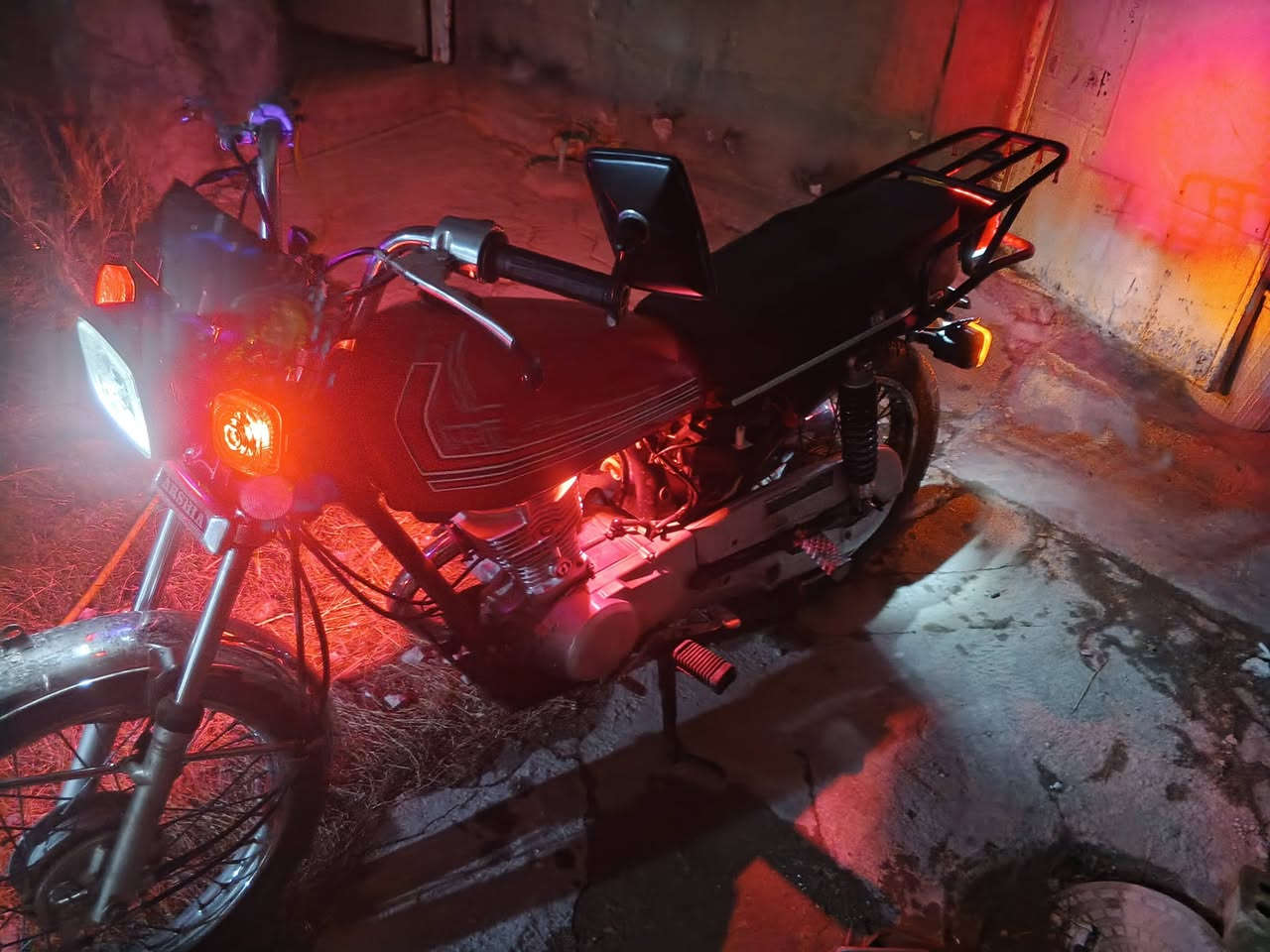 سلام وعليكم دراجه ربعه كير وراق سكنر للبيع
سعره350وبيهه مجال كهربايات كلهه شغاله ونضيفه


**إذا كنت صاحب هذا الإعلان وتريد حذفه لأي سبب، رجاءا أرسل رسالة إلى الدعم الفني**