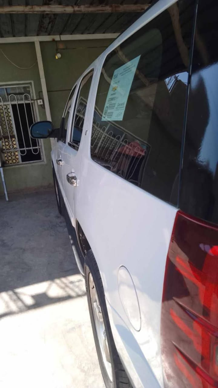 سلام عليكم تاهو موديل 7 ايلتي رقم دهوك بسمي تحويل ثانيوم كير مكية أكسل  صدر كفاله تخم تايرات جدد بيه صبغ قطعه وحده  تشغيل عن بعد كشنات كهربائي  ماشية 189 الف  العنوان ديالى  بعقوبه  الرقم الهاتف ***********  اتصل
