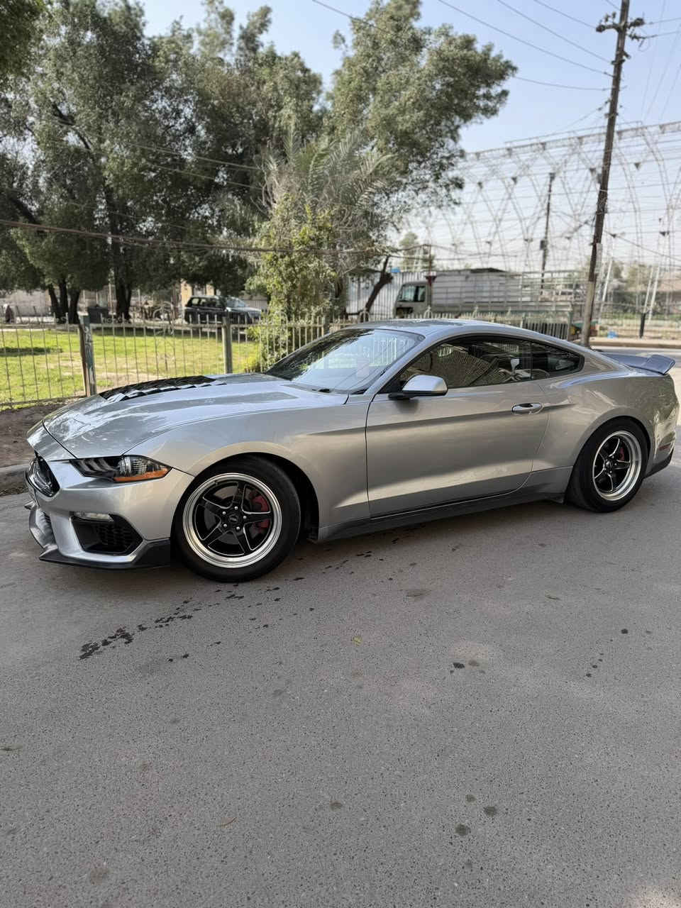 السلام عليكم
للبيع أو مراوس
موستنك ايكو بوست 2021

ماشية ١٩ الف السيارة بعدها بوضع الشركة وكلش نظيفة

مواصفات السيارة
تشغيل عن بعد 

كشنات كهرباء

كامرة خلفية

صندوك كهرباء 

ترحيب ذكي

تثبيت مسار

نقاط عمياء

رادارات محيطه خلفي وجانبي

تحكمات ستيرن

شاشة كبيرة

كار بلي

وغيرها هواي مواصفات ومواصفات الايكو بوست معروفة

السيارة حادثها بنيد وجاملغات وشويه من البيبان كلير من امريكا  

بدون دواخل صور الحادث بالمنشور 

ومكفوله كير ومحرك وتبريد وصدر وجديدات

السيارة رقمها بغداد الجديد وهزة جديدة وسنوية

السيارة كلش نظيفة ومتتقارن بالمهجومات

مكان السيارة بغداد الكرخ
سعر السيارة 137 وبيها مجال جدا بسيط حگ الجية

للتواصل 

***********
