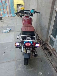 دراجه البيع 2024 سيفان محرك 150 5 كير كله شغال برغي مامفتوح دراجه جديد...